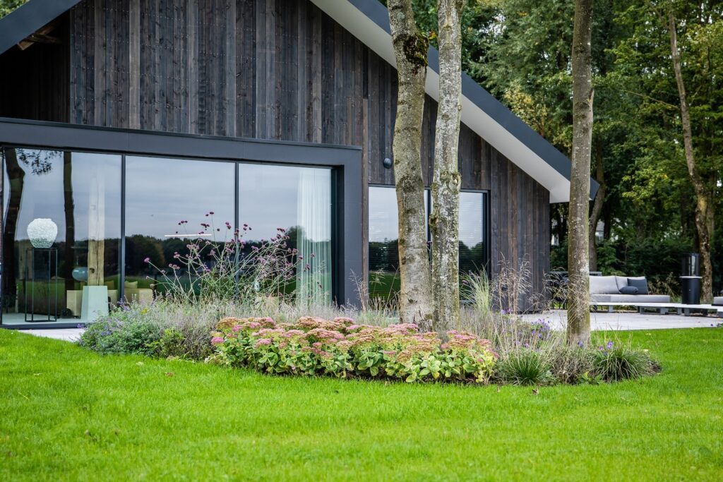 Moderne tuin op de Veluwe